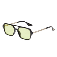 ブラックフレーム／イエローレンズ